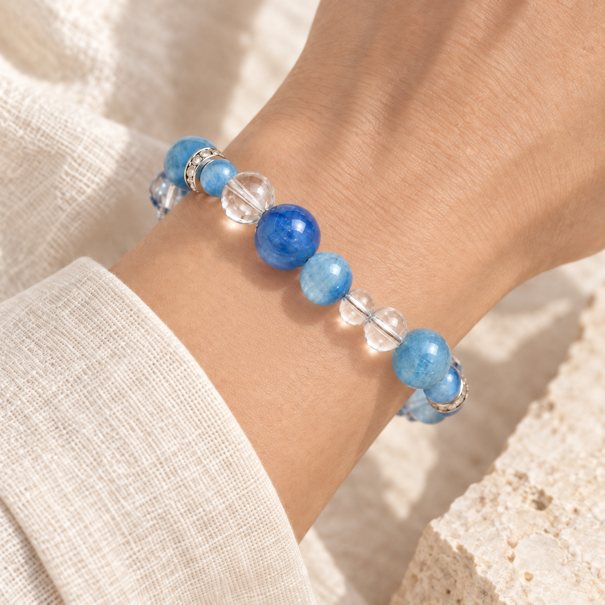 Calvielle worn effect v3 | clear-current-bracelet