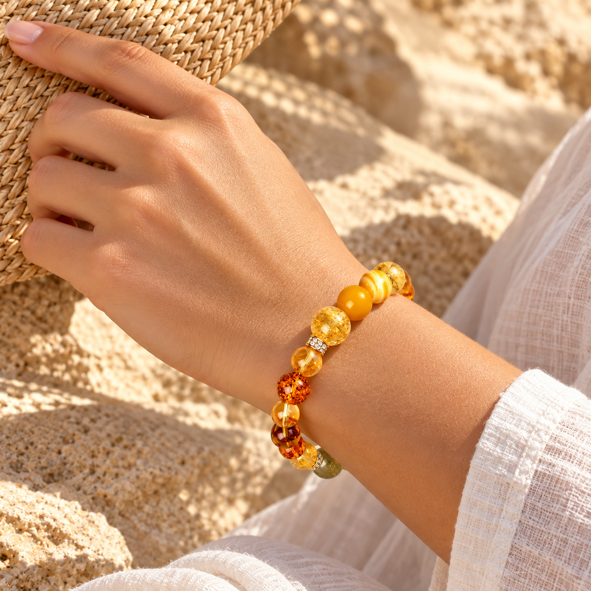 Calvielle worn effect | dune-bracelet