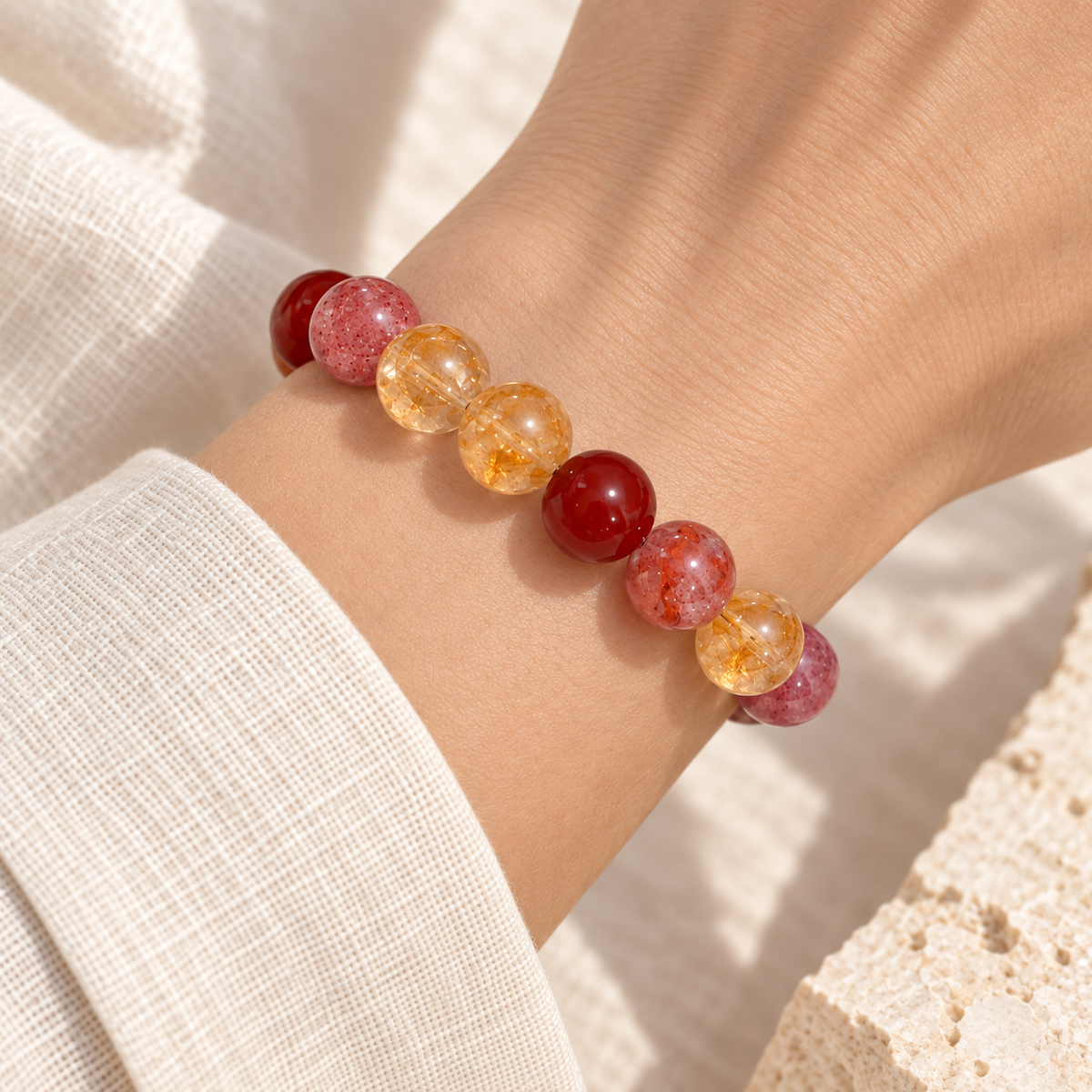 Calvielle worn effect v3 | rouge-bracelet